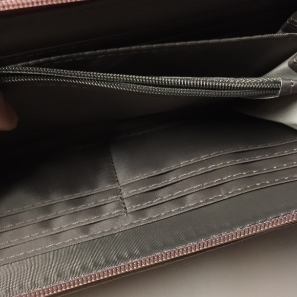 Nicole Miller wallet mauve - Picture 10 of 11